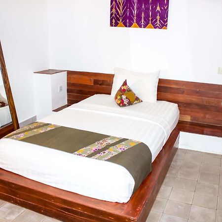 House Boutique Eco Hotel Phnom Penh Exterior foto