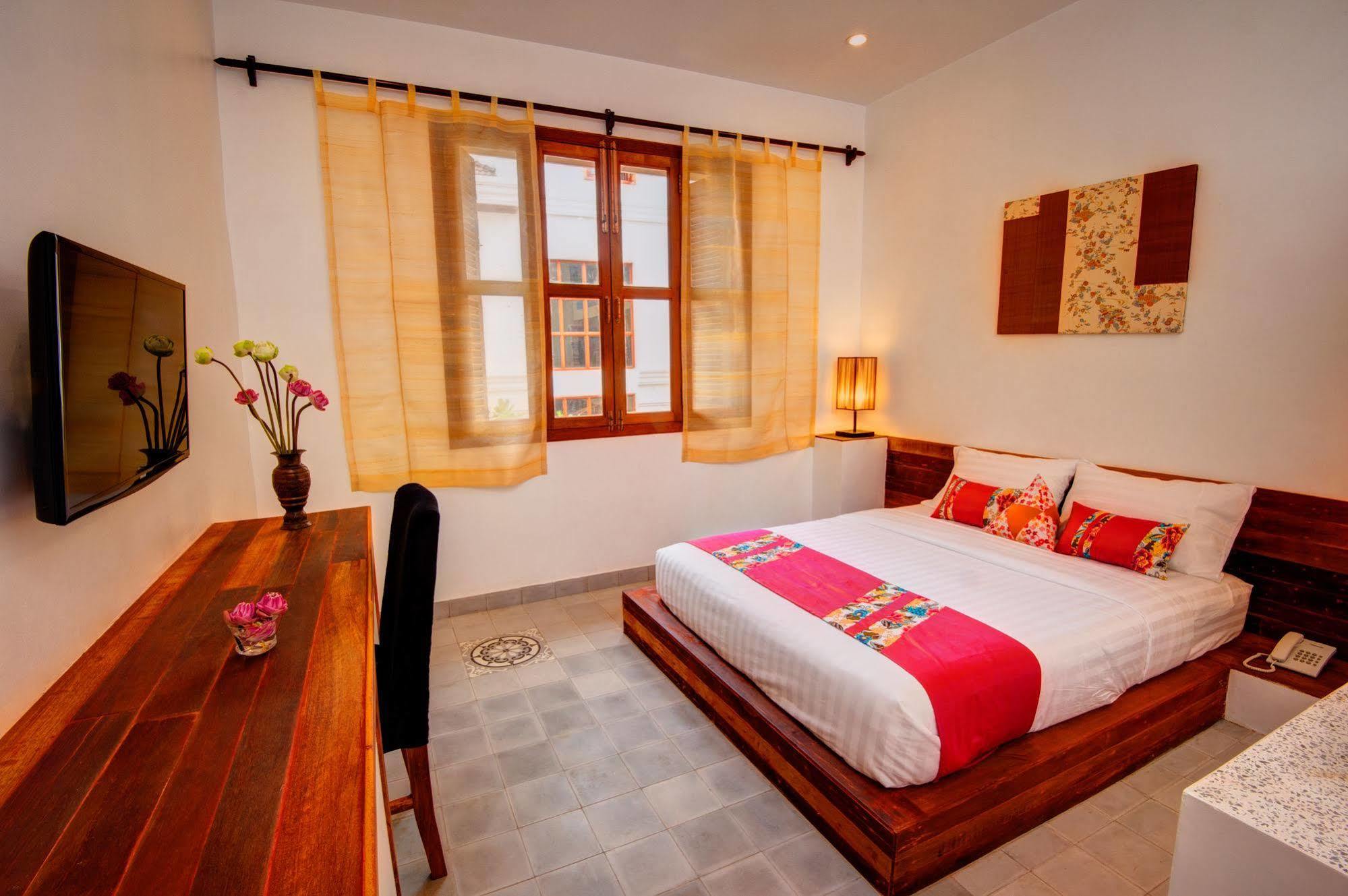 House Boutique Eco Hotel Phnom Penh Exterior foto